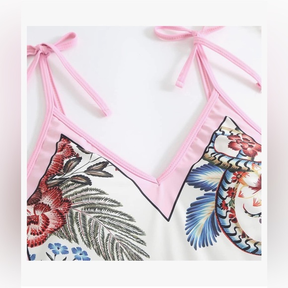 Swim suit with cover up - Picture 5 of 6